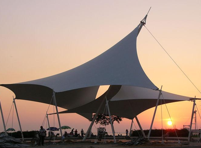 合肥膜結(jié)構(gòu)棚廠家：膜結(jié)構(gòu)安裝注意什么？