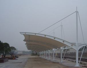 合肥膜結(jié)構(gòu)棚有哪些特點？